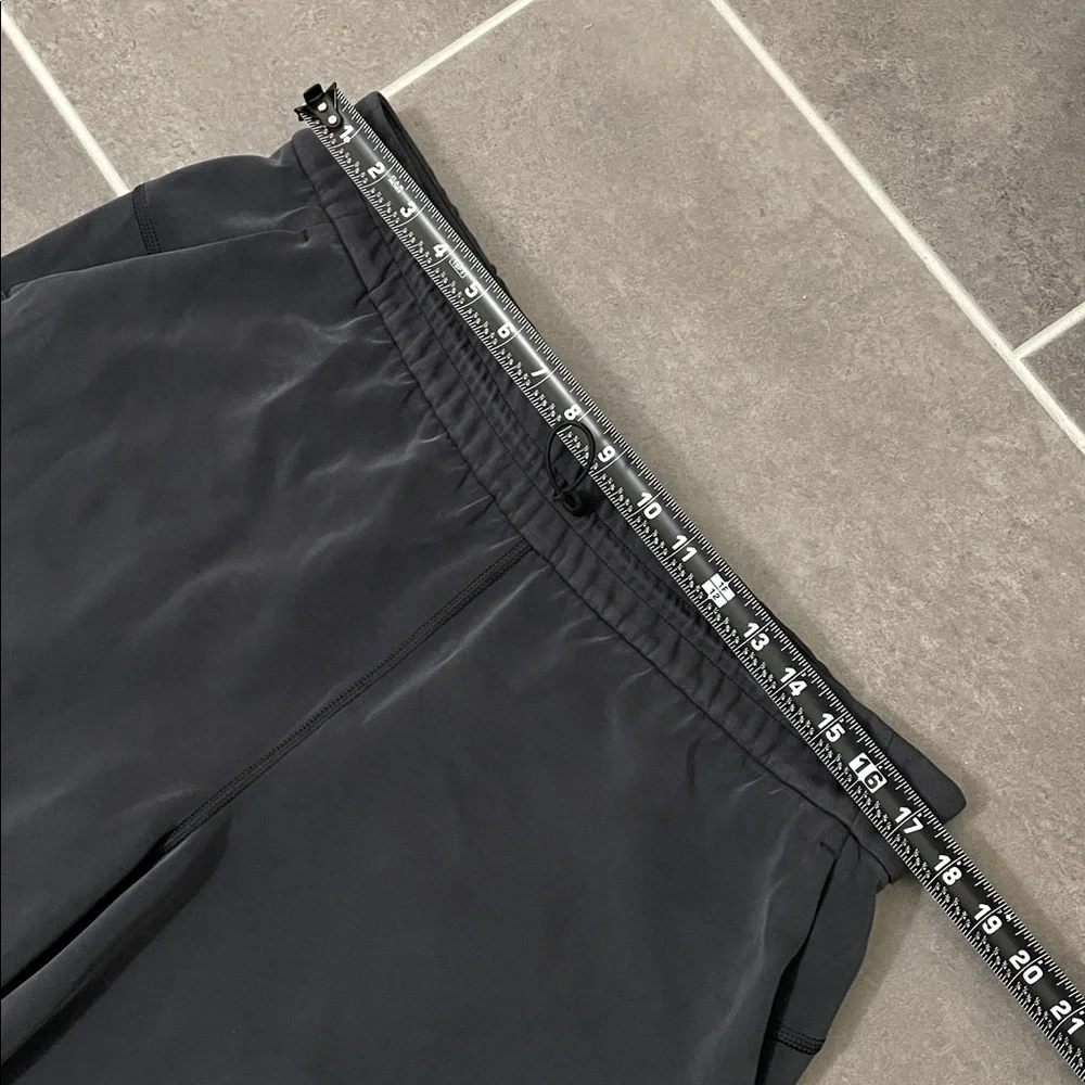 Lululemon Softstreme High-Rise Straight Leg Crop size 14